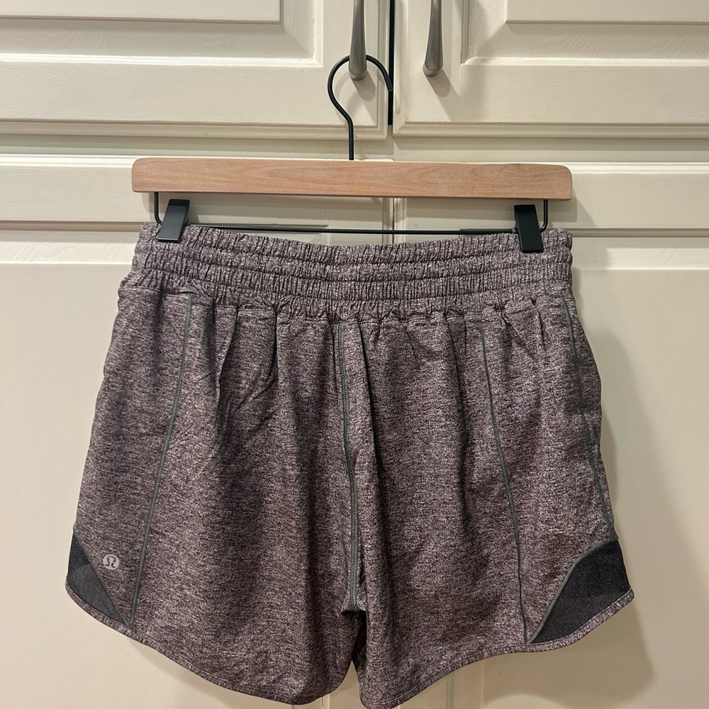 Lululemon Hotty Hot Short 4” Grey